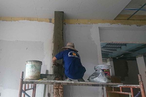 Làm lại da tường